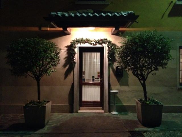 Albergo Ristorante La Scaiola Nuvolera Buitenkant foto